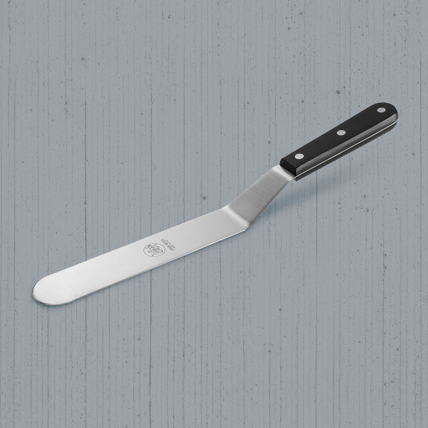 
                  
                    Offset Icing Spatula - Black Technical Polymer Handle | DUE BUOI
                  
                