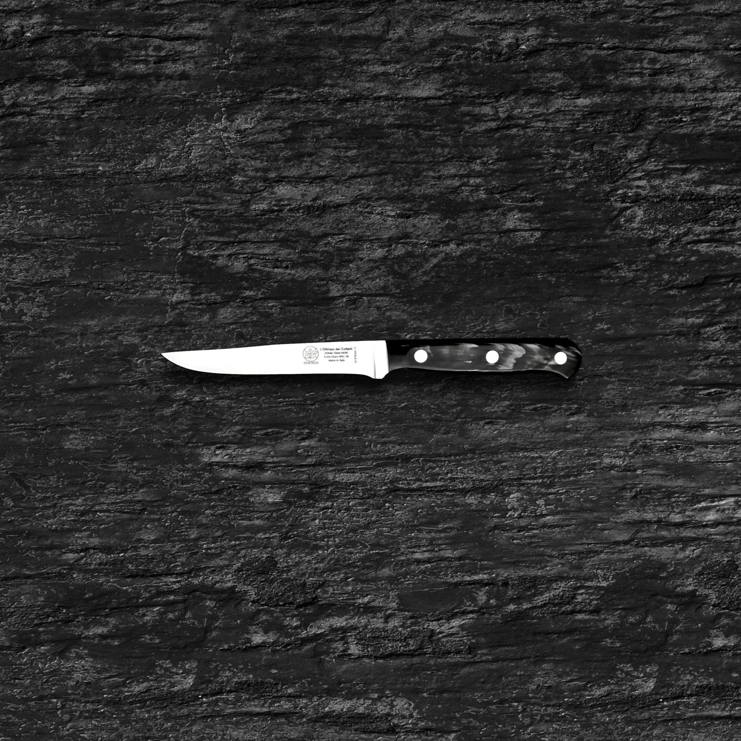 
                  
                    Steak Kitchen Knife - Blade 4.33" - N690 Stainless Steel - Hrc 58 - Buffalo Handle
                  
                