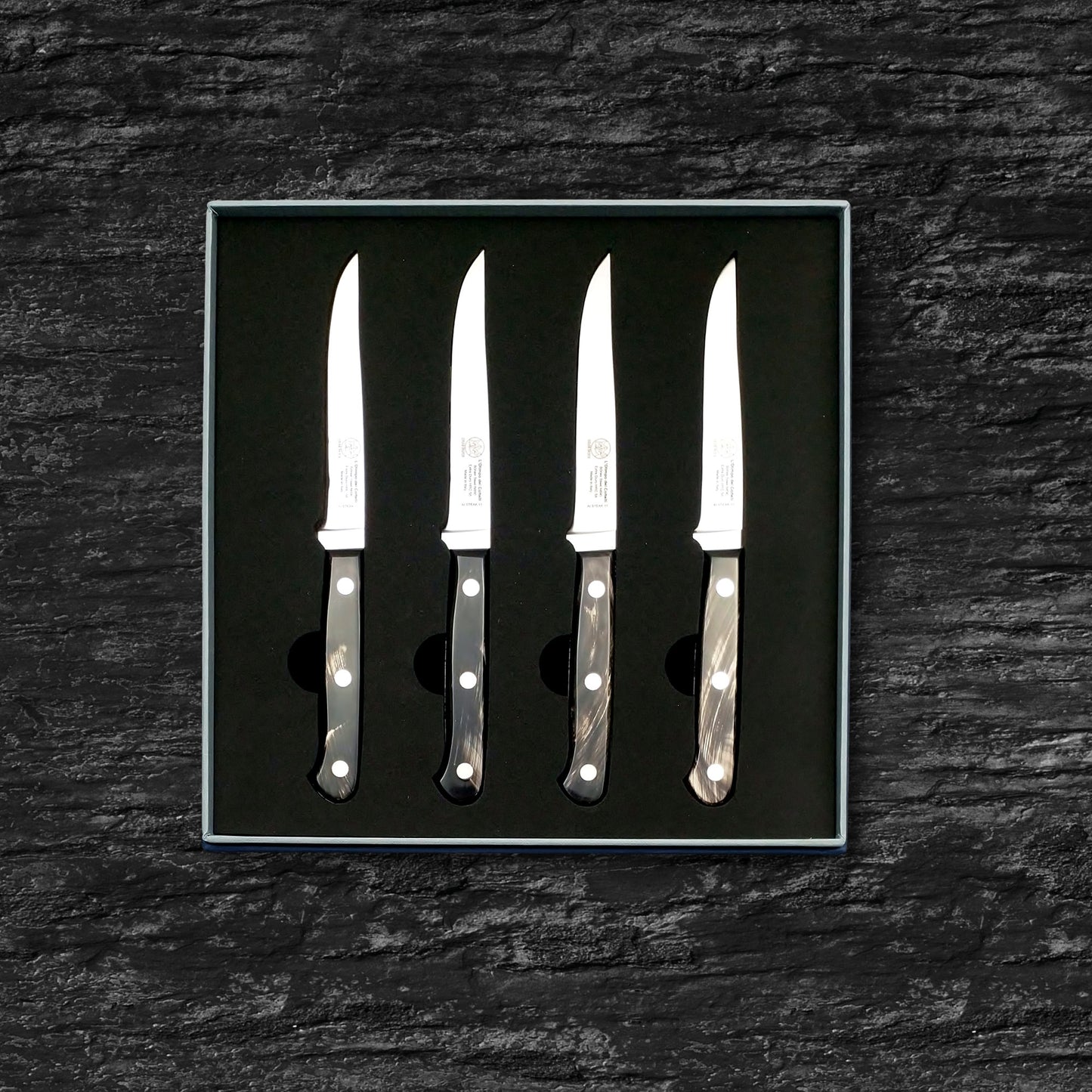 
                  
                    Set of Four Steak Knives - Plain Edge Blade 4.33” - Böhler n690 Stainless Steel - Hrc 58 - Streaked Buffalo Handle
                  
                